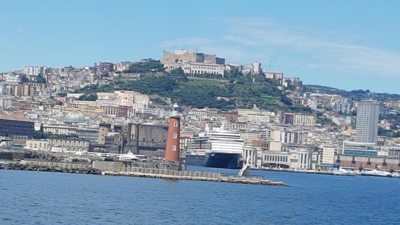 Metro Duomo B&B Napoli Esterno foto